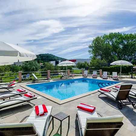 Mali Paradiso - Two Bedroom With Balcony And Pool View A4 Appartamento Mlini