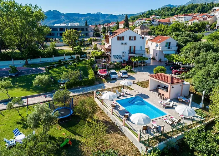 Mali Paradiso - Two Bedroom With Balcony And Pool View A4 Lejlighed