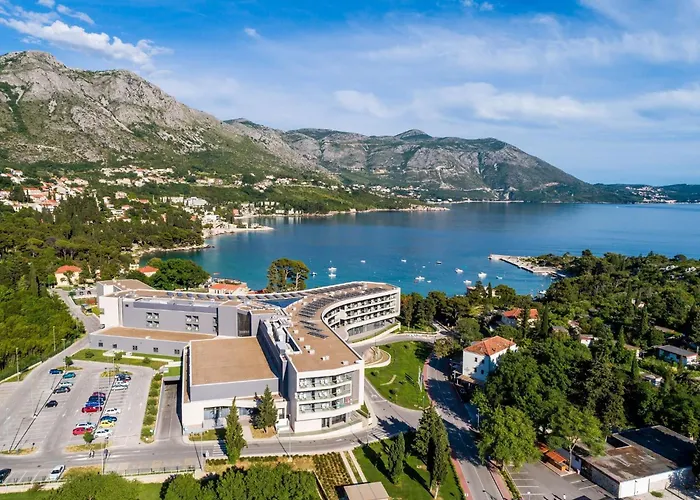 Mali Paradiso - Two Bedroom With Balcony And Pool View A4